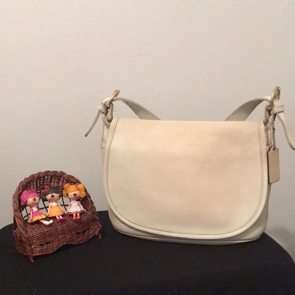 Vintage Coach Cream Leather #4150 style Fletcher Crossbody. - Picture 1 of 6